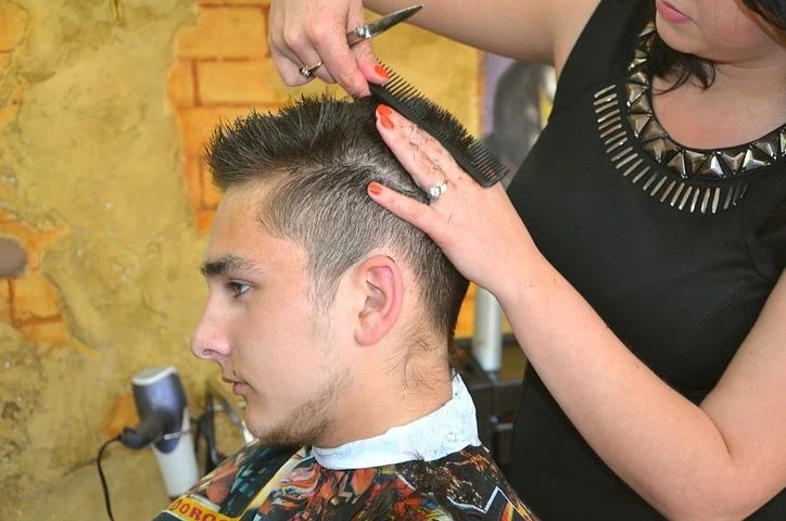 COUPE HOMME